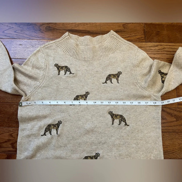 Chico’s Cashmere-Blend Embroidered Cheetah Tan Sweater Sz 0 - Picture 6 of 7
